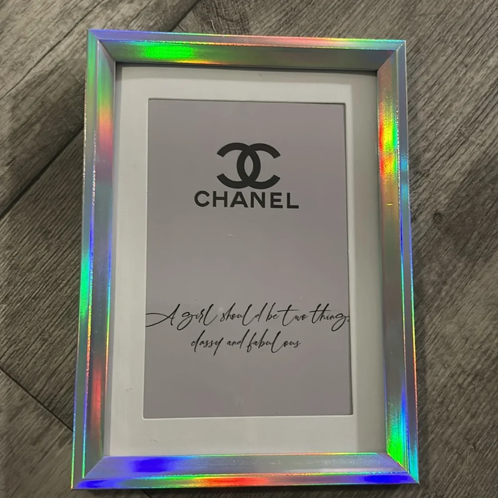 Iridescent Photo Frame with Picture - Picture 8 of 11